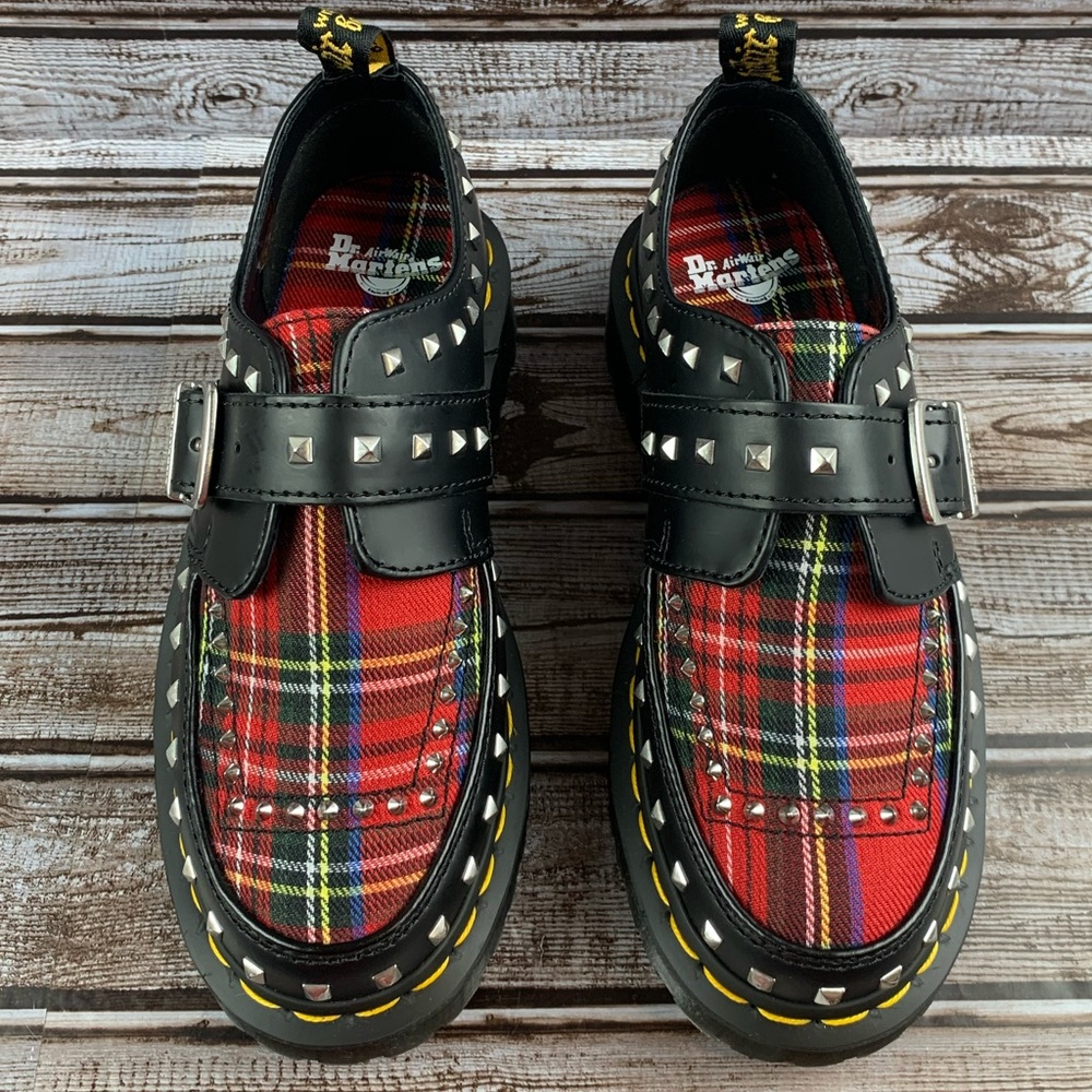 NEW Dr Doc Martens Ramsey Plaid Studded Shoes. Fits size 6.5 women’s - Picture 3 of 6